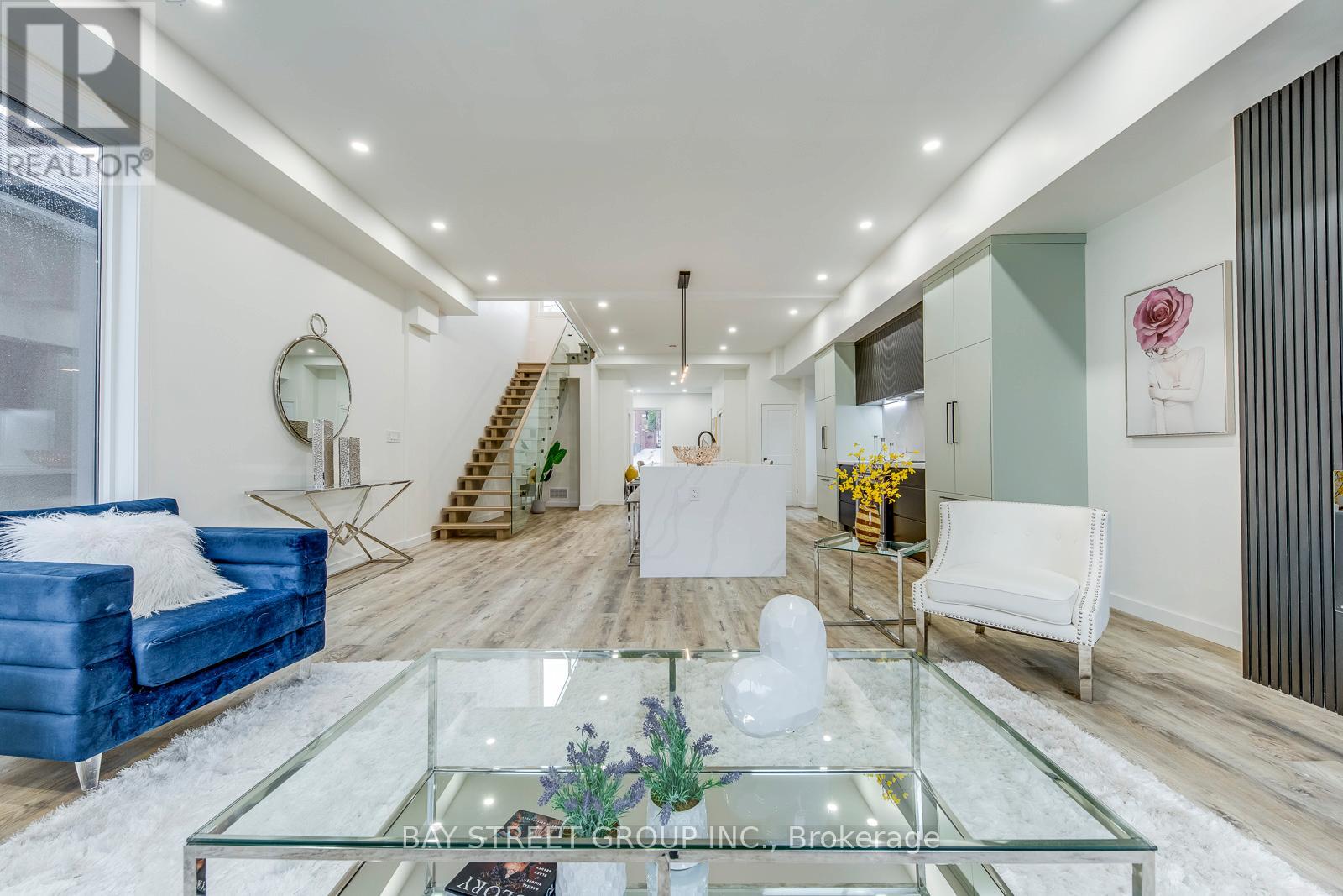 20 ROCHDALE AVENUE, Toronto (Caledonia-Fairbank), Ontario, M6E1X2 — Photo 20