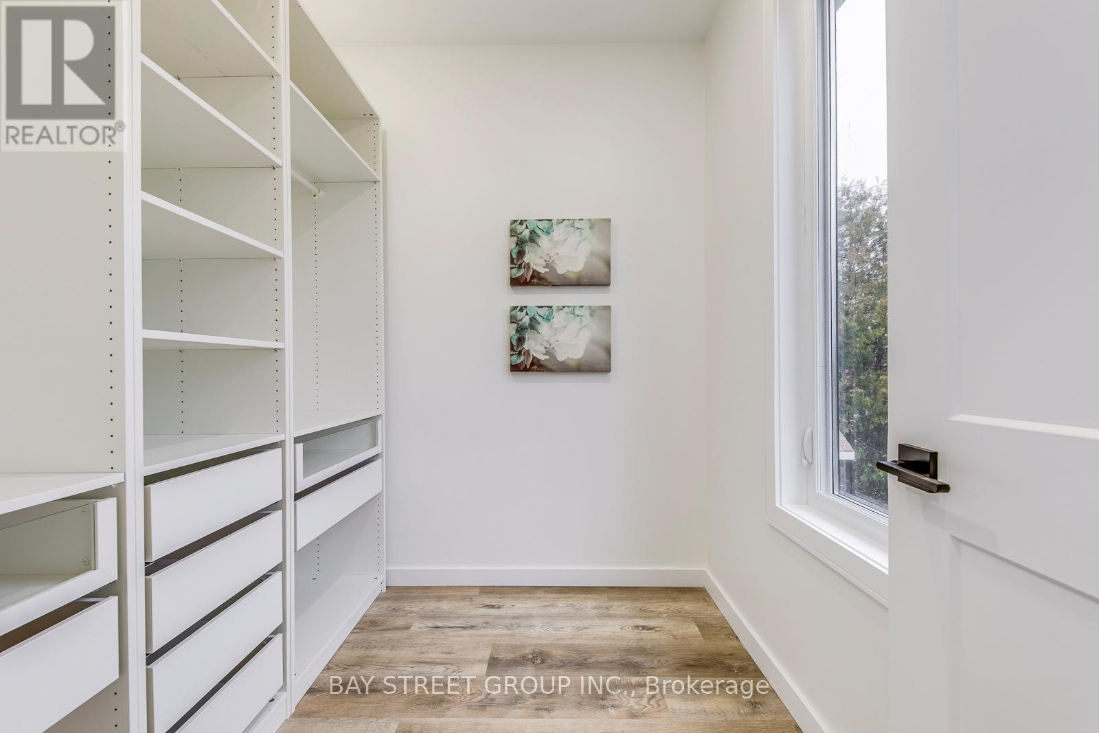 20 ROCHDALE AVENUE, Toronto (Caledonia-Fairbank), Ontario, M6E1X2 — Photo 27