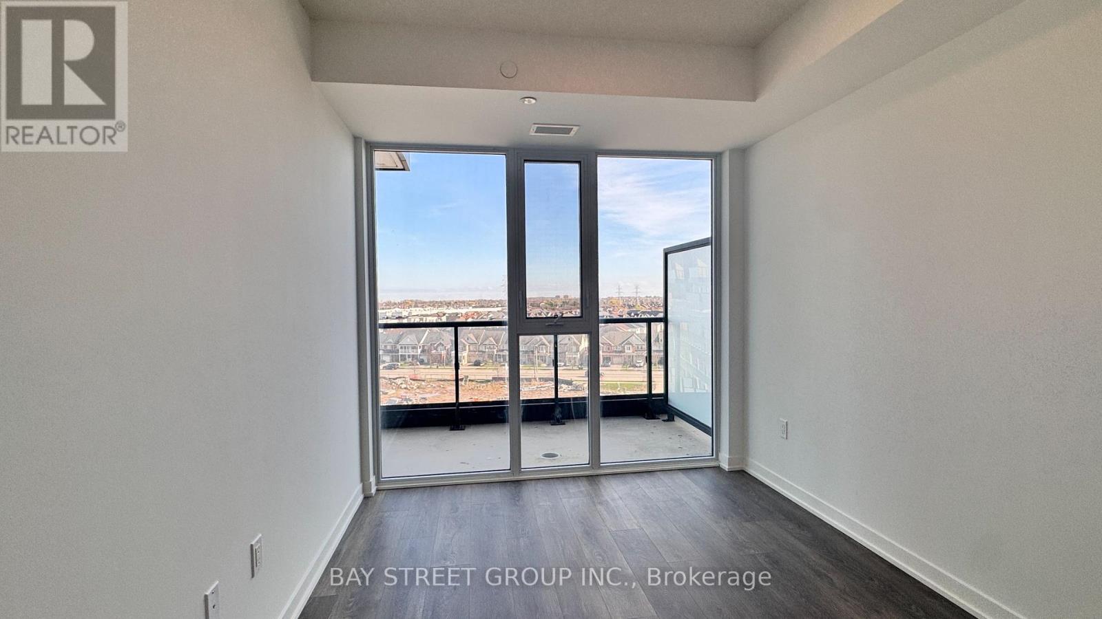 D711 - 4878 POWERS COMMON, Burlington (Alton), Ontario, L7M2B4 — Photo 11