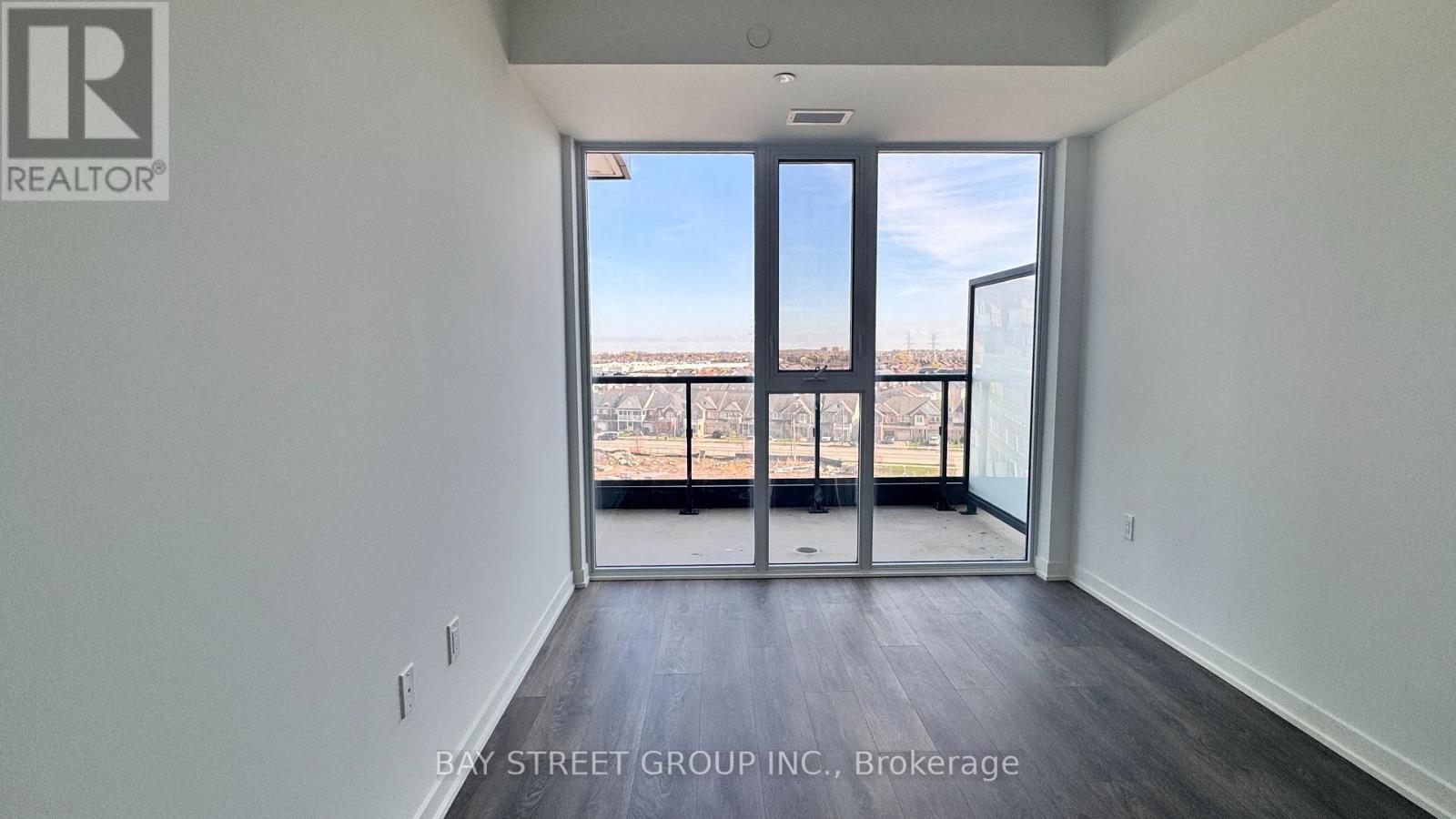 D711 - 4878 POWERS COMMON, Burlington (Alton), Ontario, L7M2B4 — Photo 12