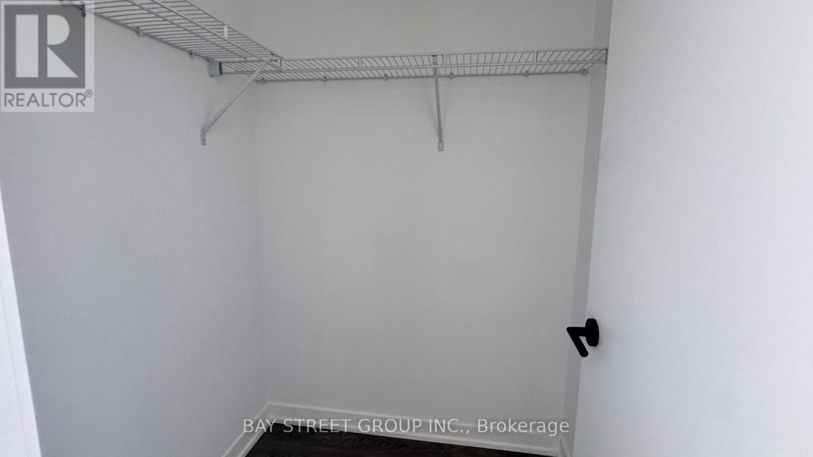 D711 - 4878 POWERS COMMON, Burlington (Alton), Ontario, L7M2B4 — Photo 14