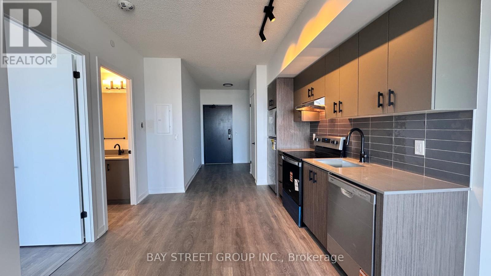 D711 - 4878 POWERS COMMON, Burlington (Alton), Ontario, L7M2B4 — Photo 5