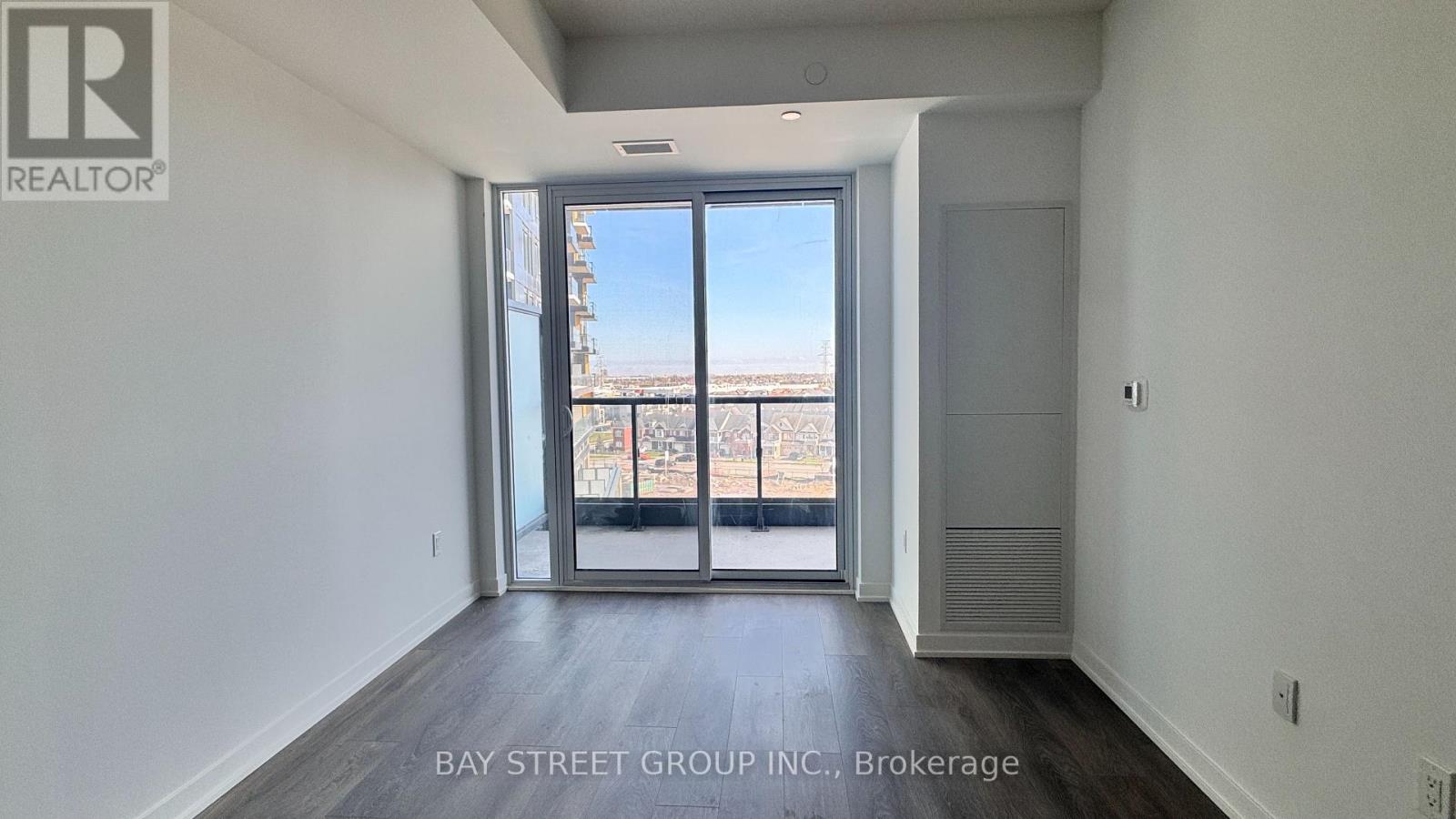 D711 - 4878 POWERS COMMON, Burlington (Alton), Ontario, L7M2B4 — Photo 8