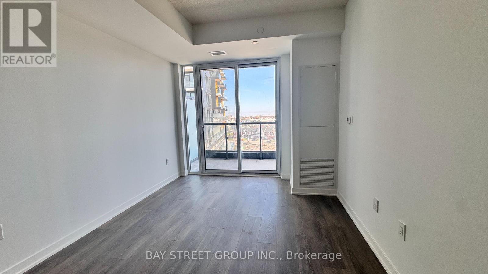 D711 - 4878 POWERS COMMON, Burlington (Alton), Ontario, L7M2B4 — Photo 9