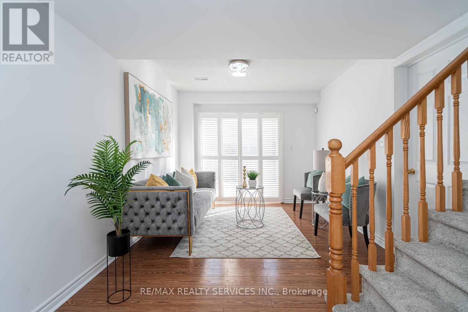 67 DECKER HOLLOW CIRCLE, Brampton (Credit Valley), Ontario, L6X0L5 — Photo 9