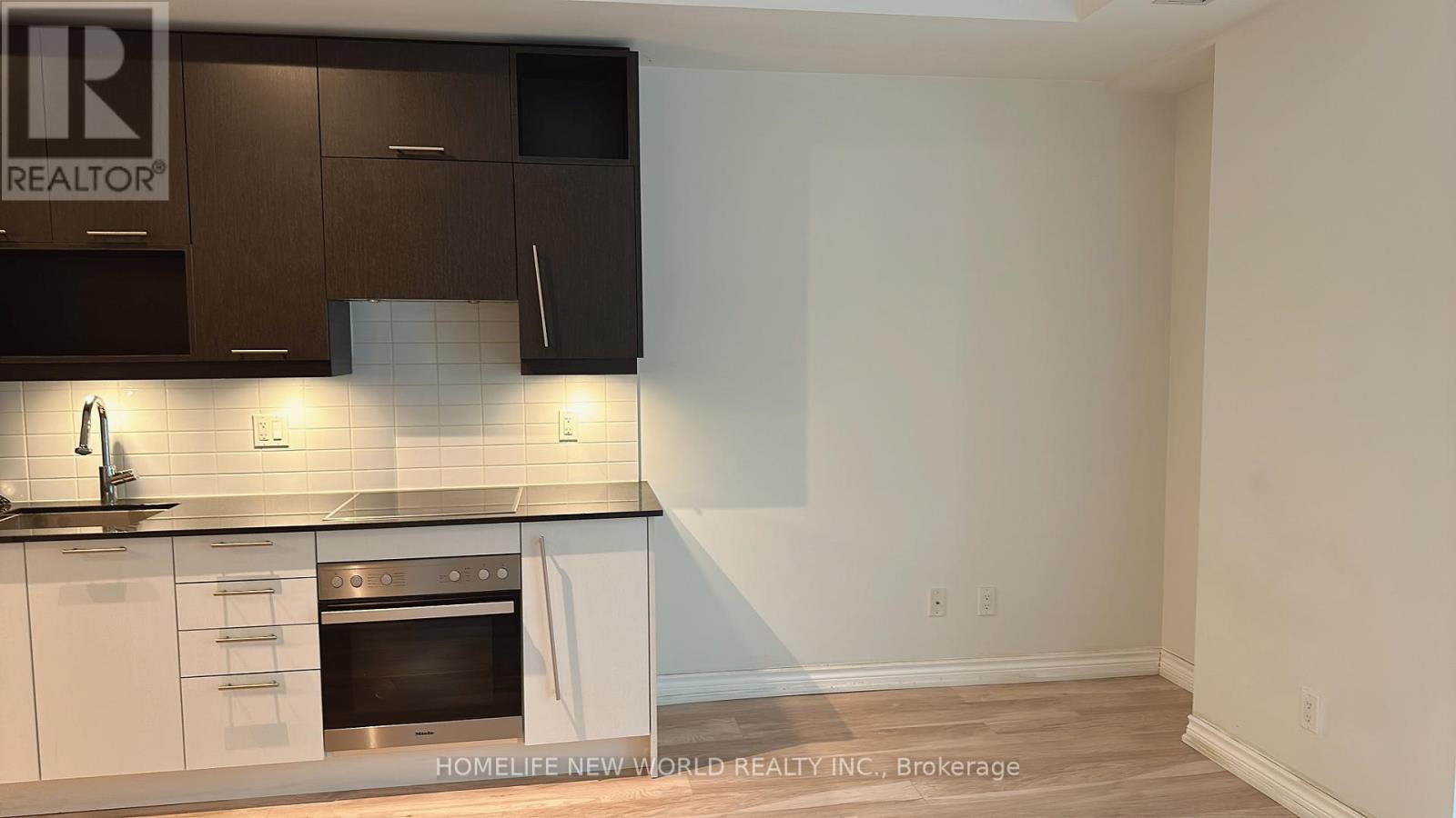 402 - 30 NELSON STREET, Toronto (Waterfront Communities), Ontario, M5V0H5 — Photo 10