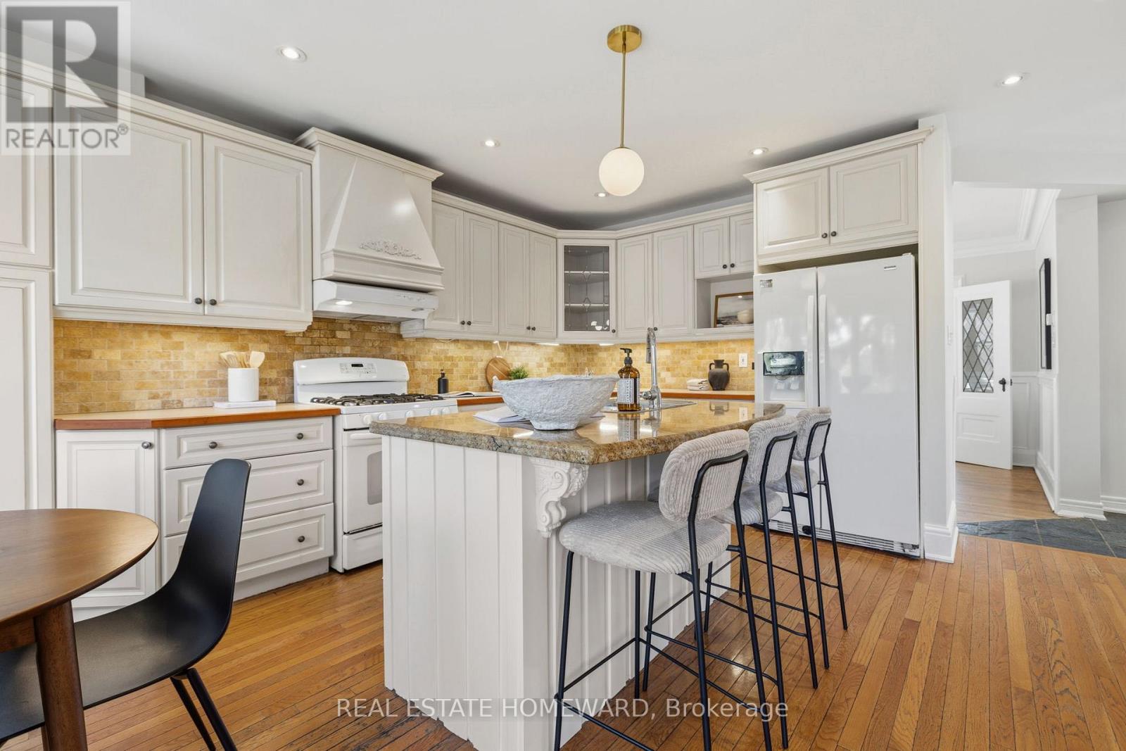 57 FALLINGBROOK ROAD, Toronto (Birchcliffe-Cliffside), Ontario, M1N2T5 — Photo 14