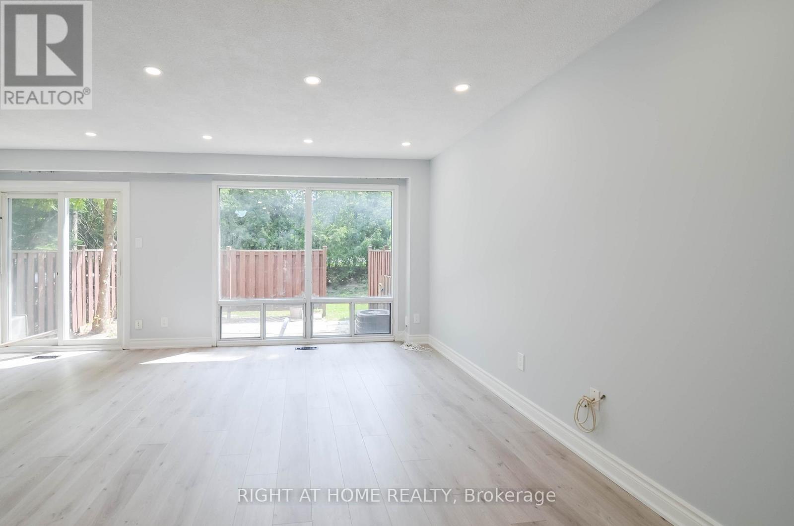 64 - 30 CHICHESTER PLACE, Toronto (L'Amoreaux), Ontario, M1T3S5 — Photo 3