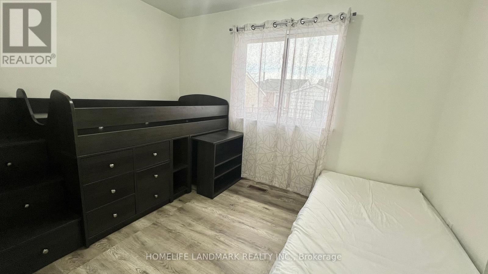 MAIN FLOOR - 81 UNITED SQUARE, Toronto (Malvern), Ontario, M1B2B9 — Photo 9