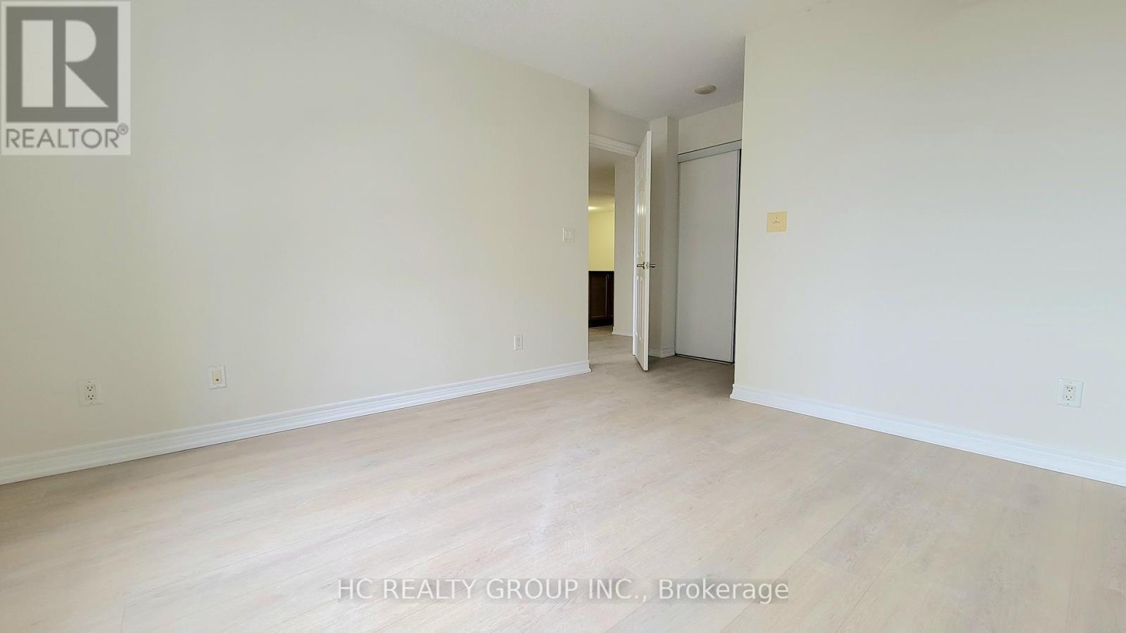 510 - 310 BURNHAMTHORPE ROAD W, Mississauga (City Centre), Ontario, L5B3Y5 — Photo 7