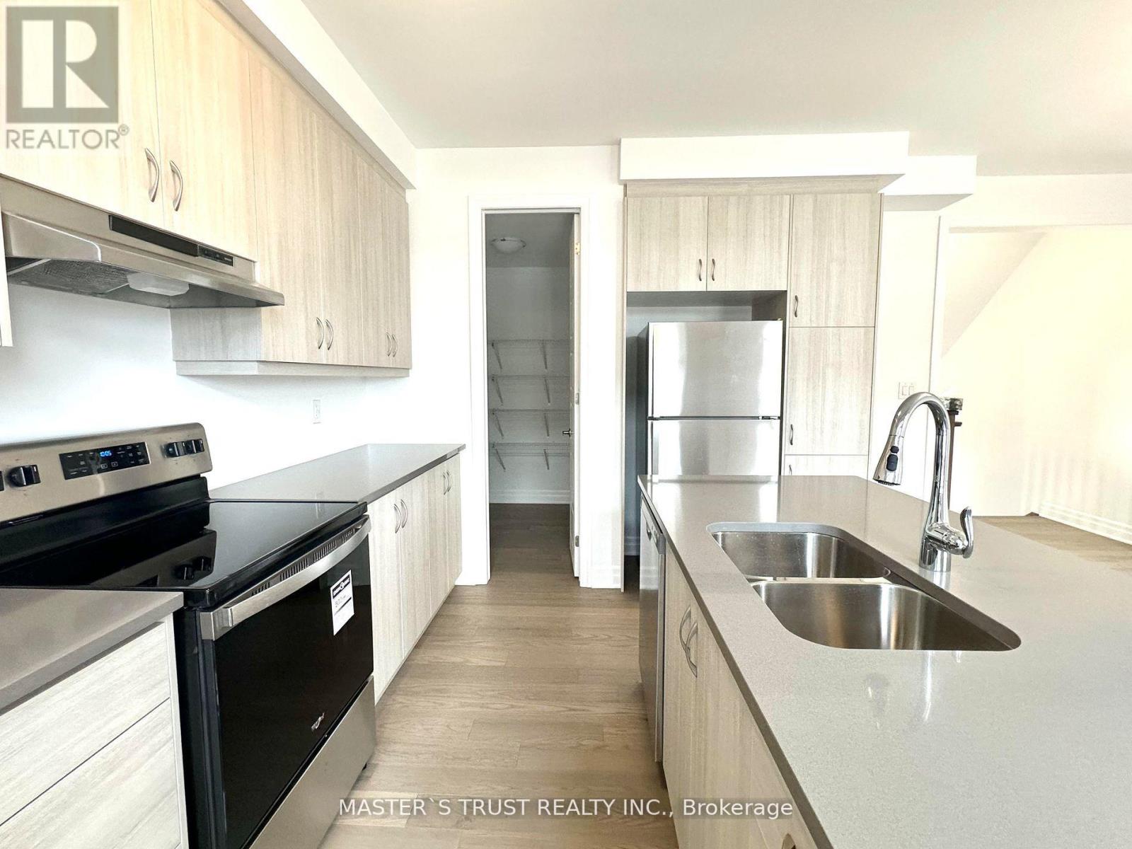 1415 WILLIAM HALTON PARKWAY, Oakville (NW Northwest), Ontario, L6M5N8 — Photo 5