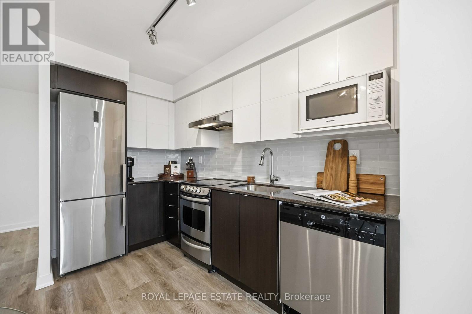 1505 - 160 FLEMINGTON ROAD, Toronto (Yorkdale-Glen Park), Ontario, M6A0A9 — Photo 10