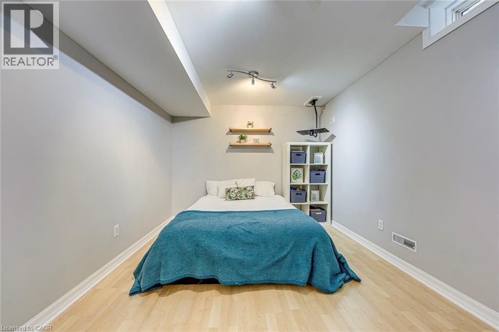 2536 BRACKEN Drive, Oakville, Ontario, L6M4R7 — Photo 45