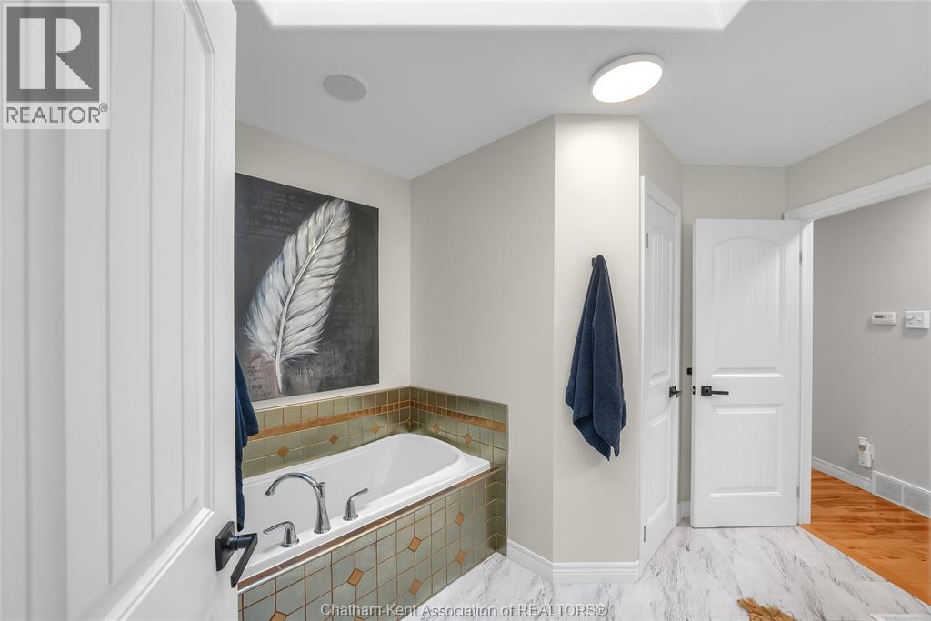 132 Sherwood COURT, Chatham, Ontario, N7L6L2 — Photo 25