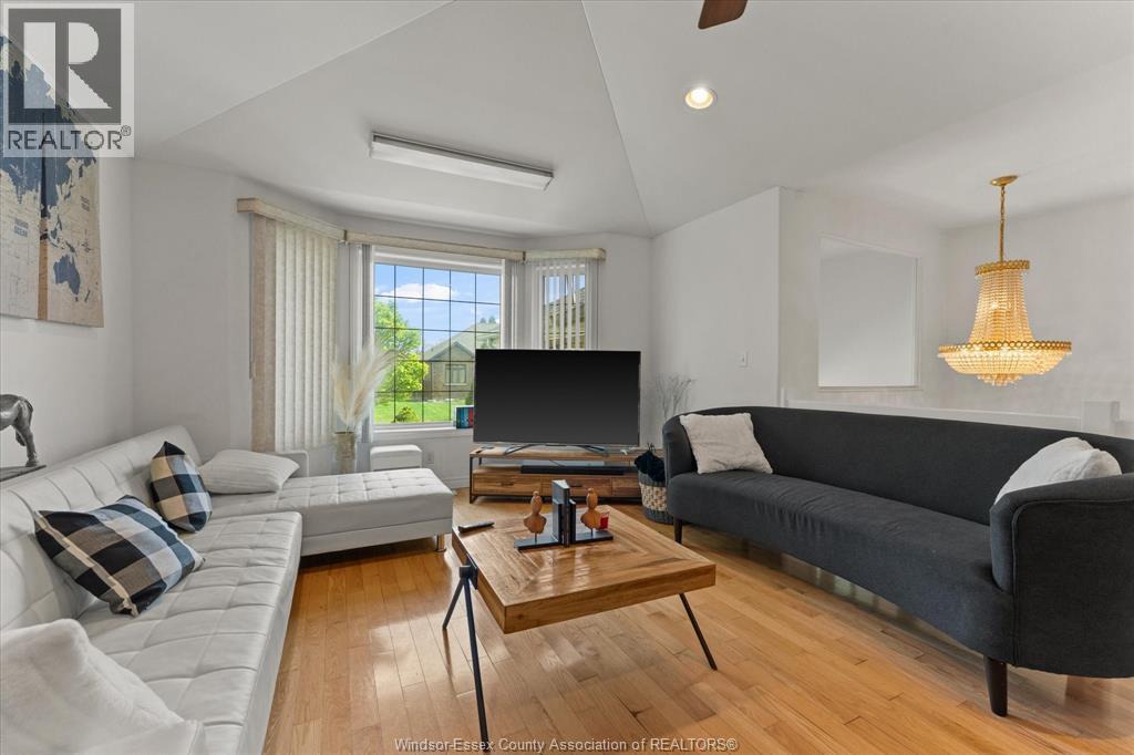 1751 RANKIN, Windsor, Ontario, N9B3W3 — Photo 12