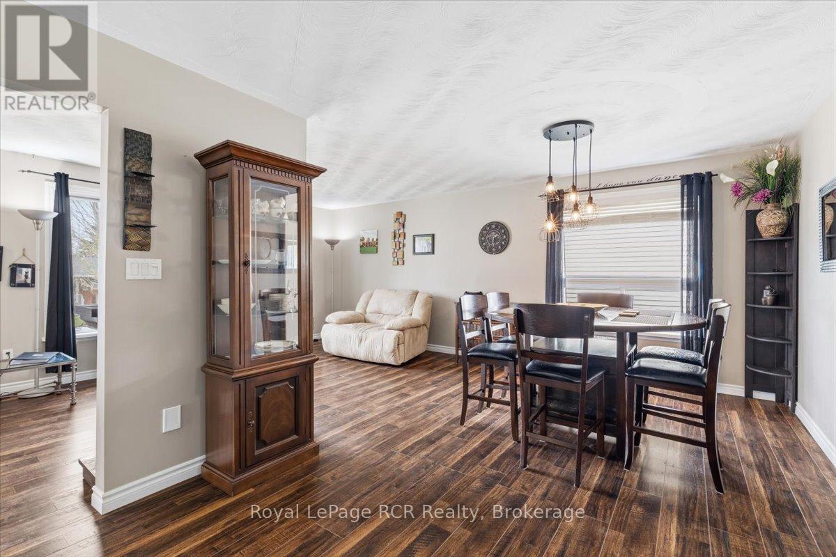 557 2ND A STREET, Hanover, Ontario, N4N3P6 — Photo 9