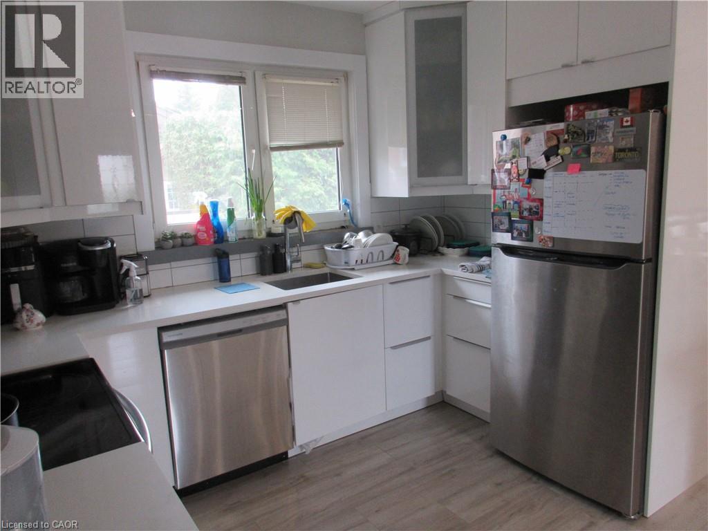 75 RICHWILL Road Unit# 1, Hamilton, Ontario, L9C1S4 — Photo 5