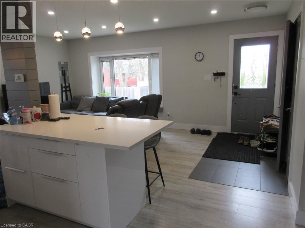 75 RICHWILL Road Unit# 1, Hamilton, Ontario, L9C1S4 — Photo 7