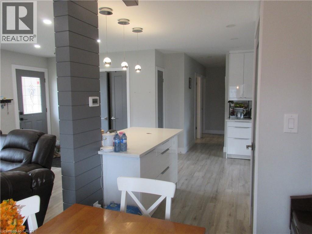 75 RICHWILL Road Unit# 1, Hamilton, Ontario, L9C1S4 — Photo 8