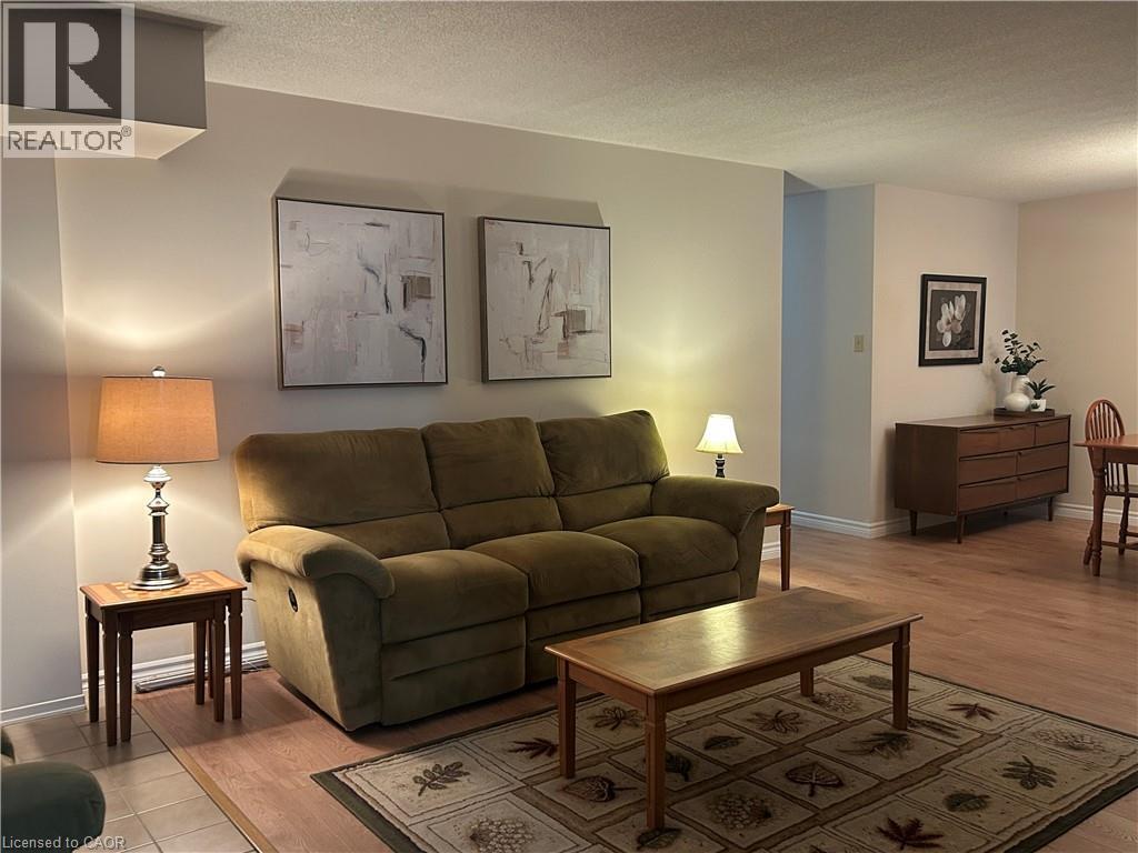 55 BLUE SPRINGS Drive Unit# 202, Waterloo, Ontario, N2J4T3 — Photo 2