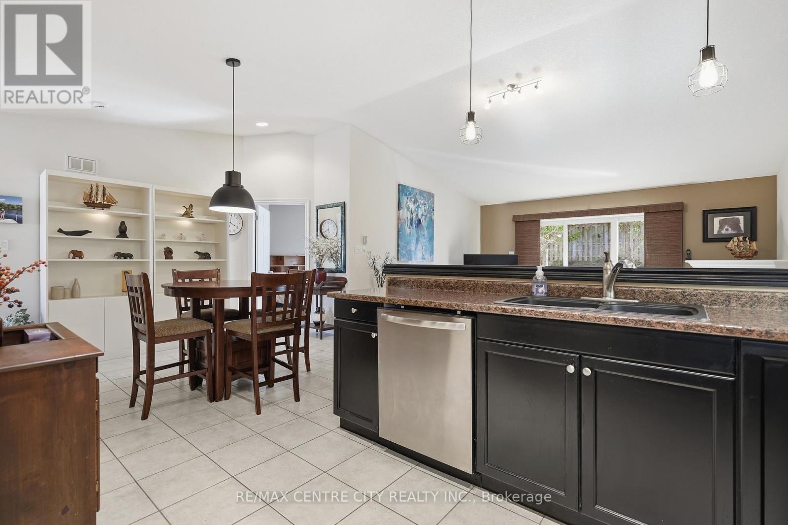 21 - 121 MEADOWCREEK DRIVE, Middlesex Centre (Ilderton), Ontario, N0M2A0 — Photo 10