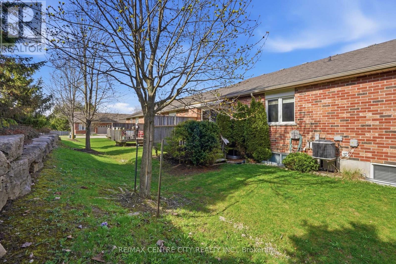 21 - 121 MEADOWCREEK DRIVE, Middlesex Centre (Ilderton), Ontario, N0M2A0 — Photo 32