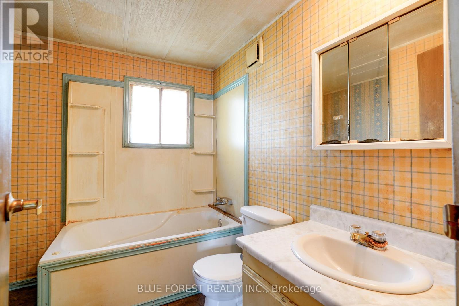 21698 JOHNSTON LINE, West Elgin, Ontario, N0L2N0 — Photo 29