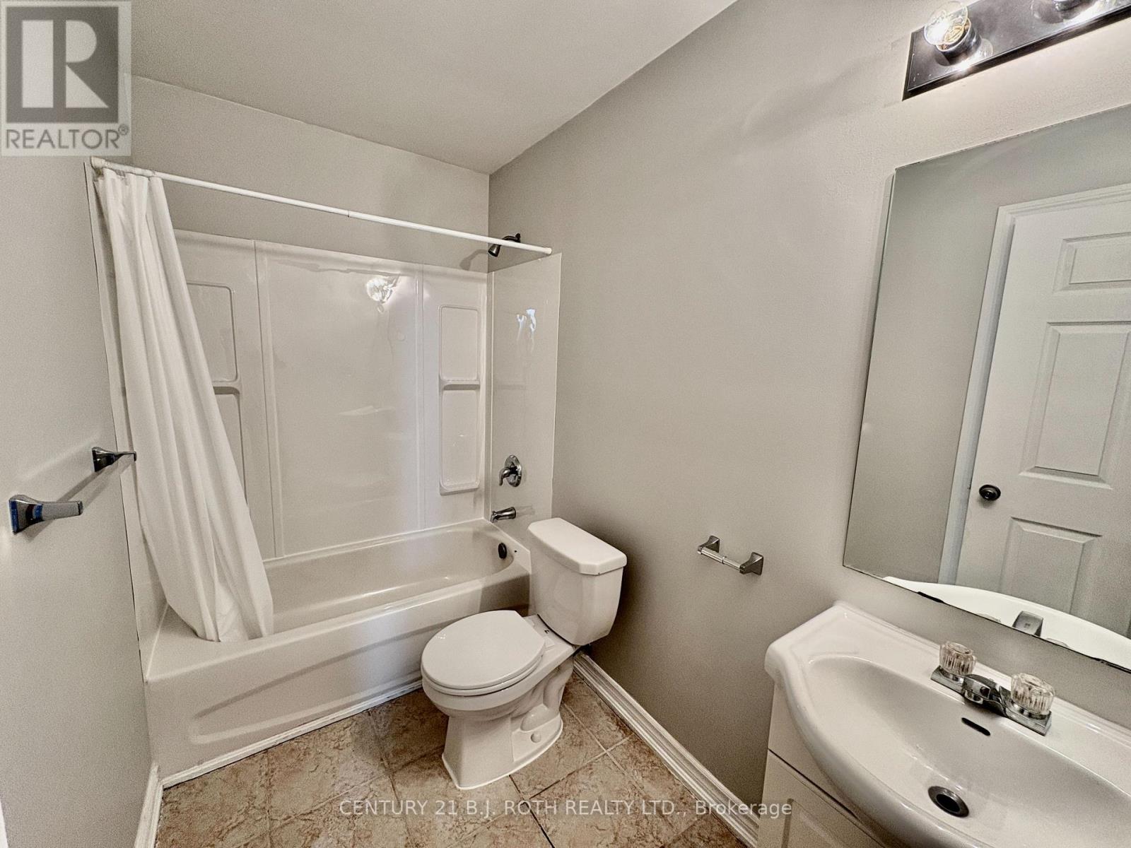 205 - 19 DUNLOP STREET W, Barrie (City Centre), Ontario, L4N1A1 — Photo 10