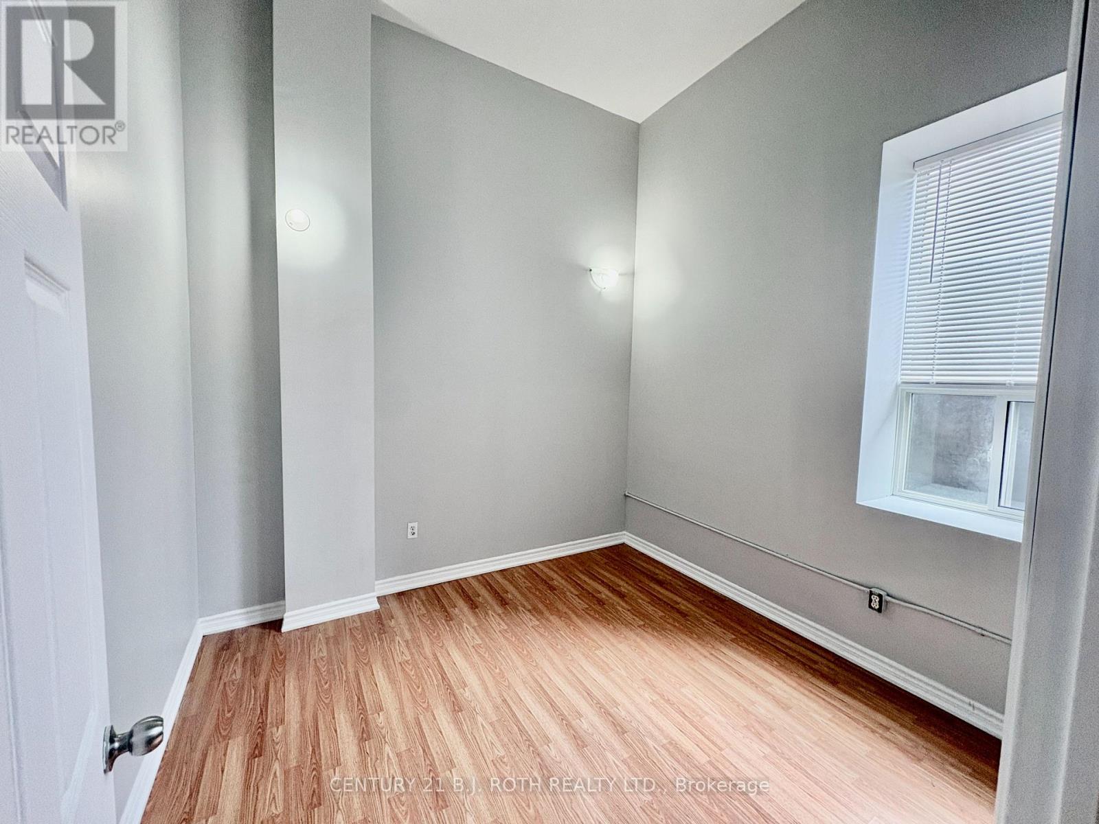 205 - 19 DUNLOP STREET W, Barrie (City Centre), Ontario, L4N1A1 — Photo 8