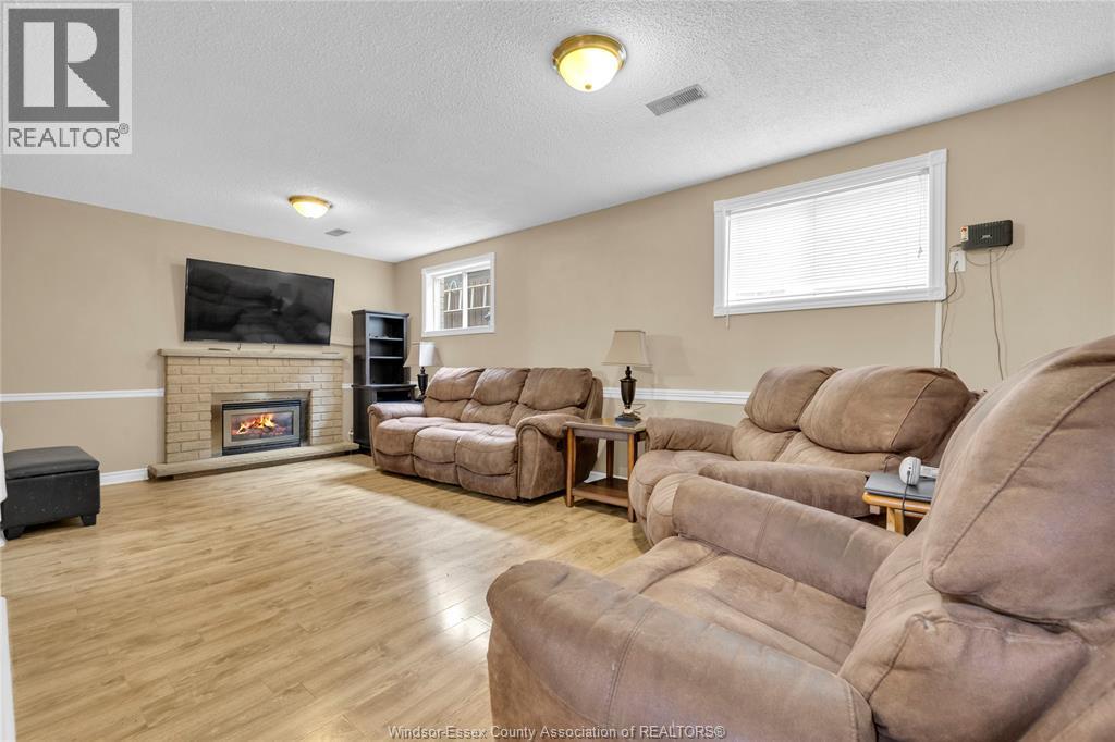 1616 Courtland, Windsor, Ontario, N8T3K6 — Photo 18