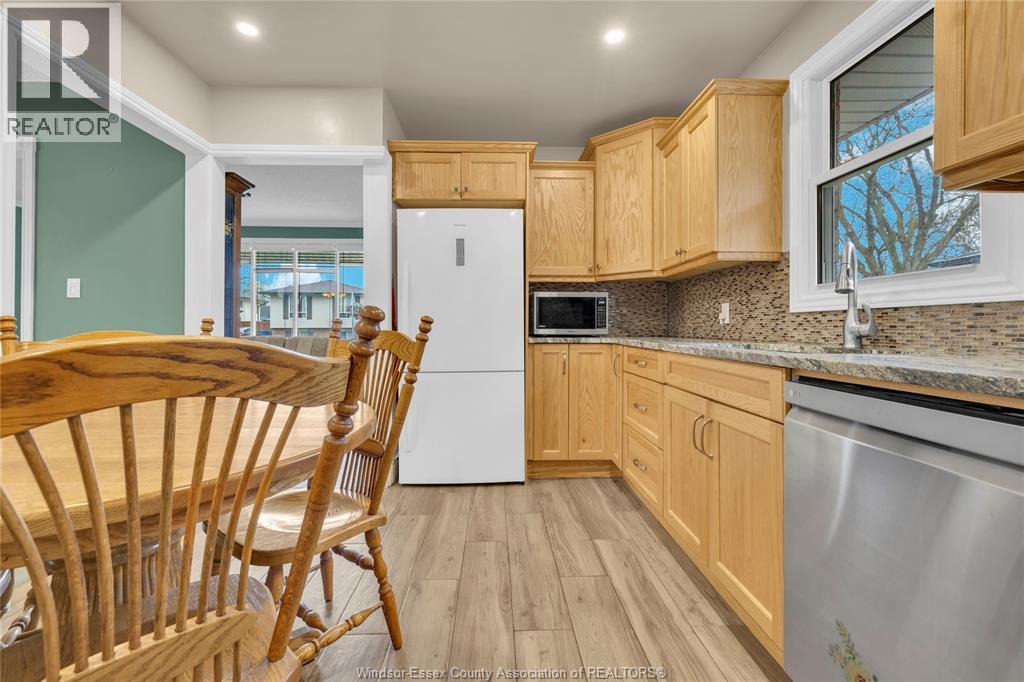 1616 Courtland, Windsor, Ontario, N8T3K6 — Photo 7