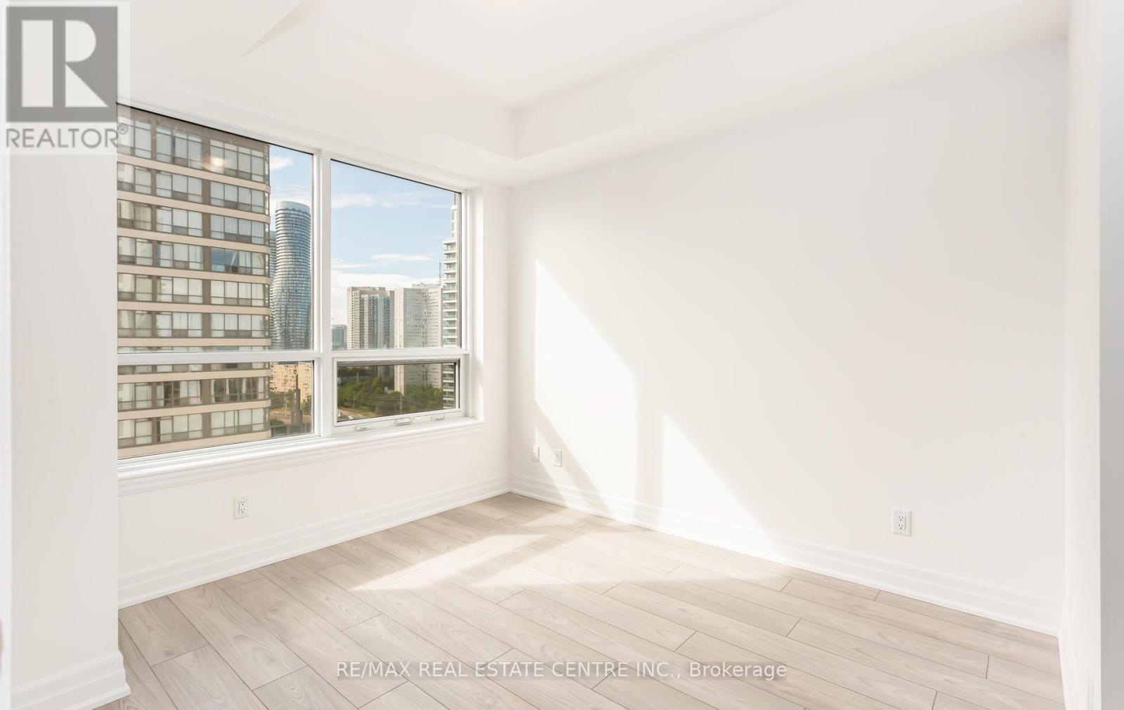 1610 - 36 ELM DRIVE W, Mississauga (City Centre), Ontario, L5B1L9 — Photo 16