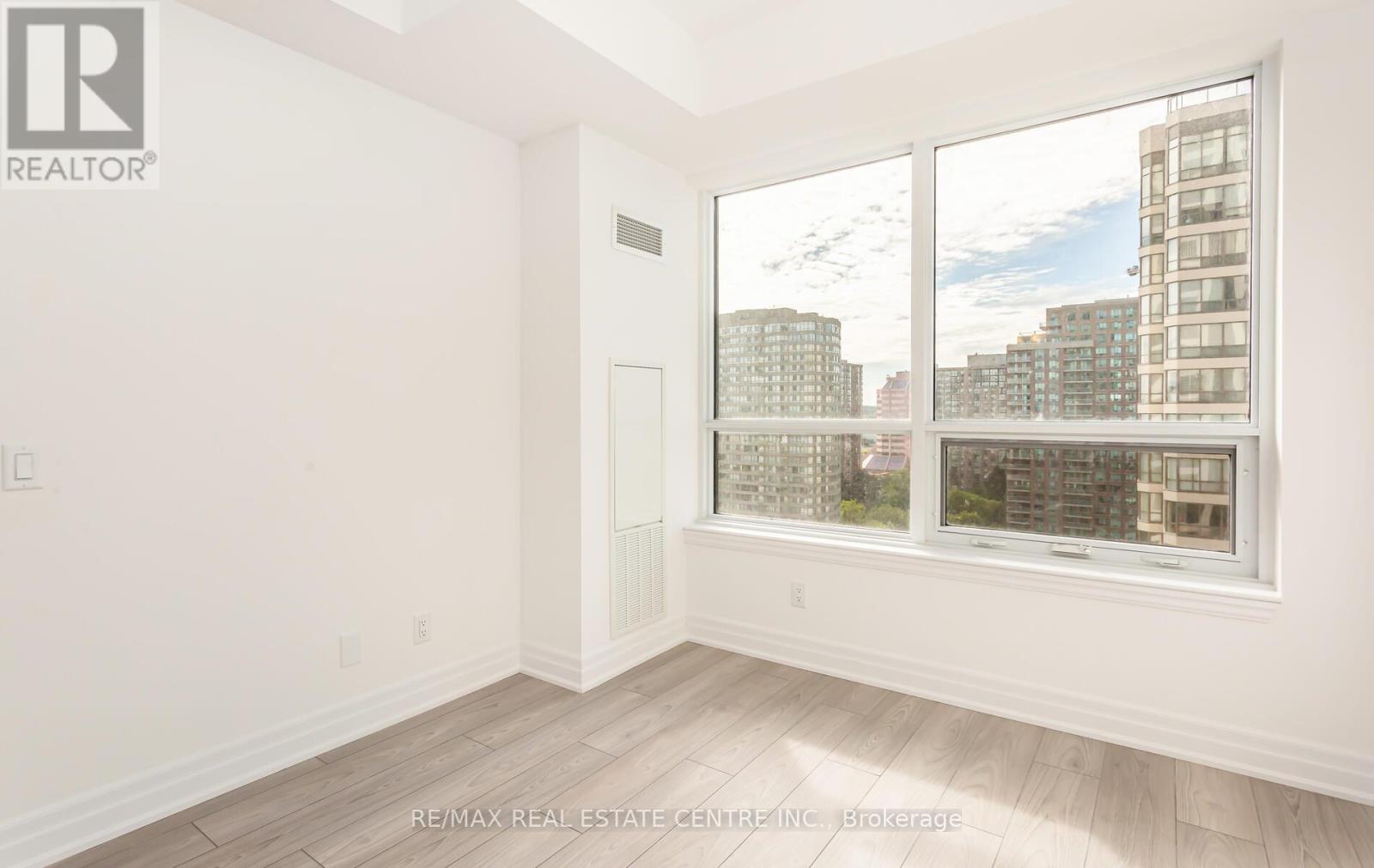 1610 - 36 ELM DRIVE W, Mississauga (City Centre), Ontario, L5B1L9 — Photo 17
