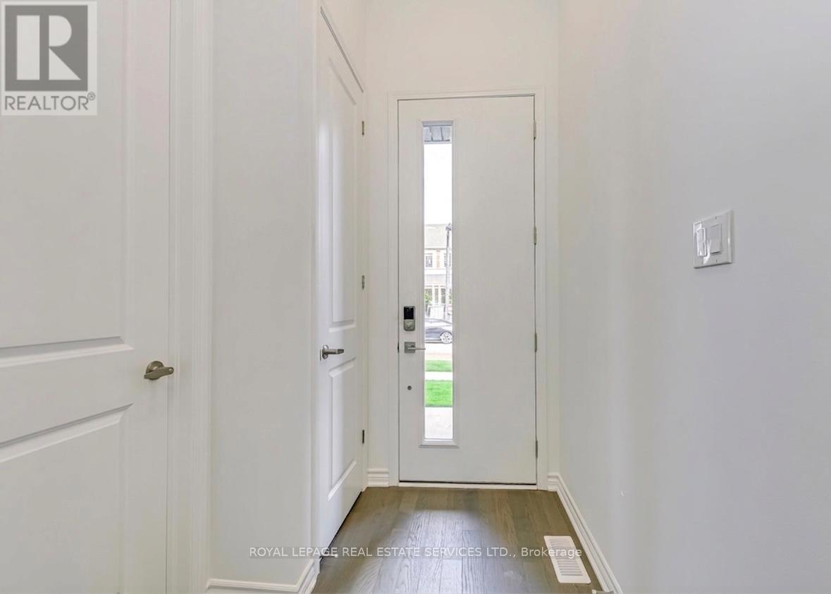 3026 LANGDON ROAD, Oakville (JM Joshua Meadows), Ontario, L6H7Y5 — Photo 3