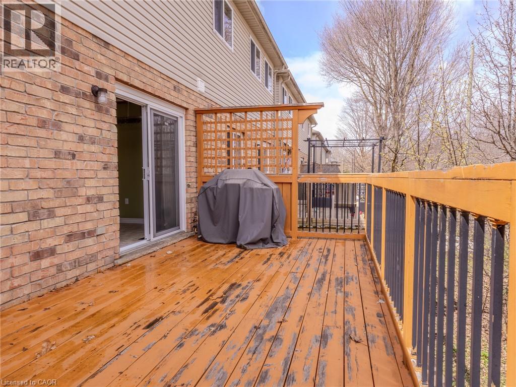 338 MAVERICK Street, Waterloo, Ontario, N2K0A4 — Photo 10