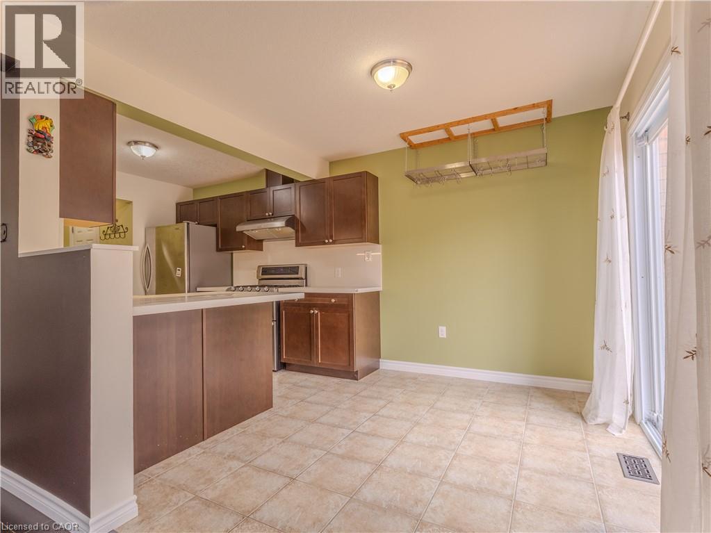 338 MAVERICK Street, Waterloo, Ontario, N2K0A4 — Photo 9