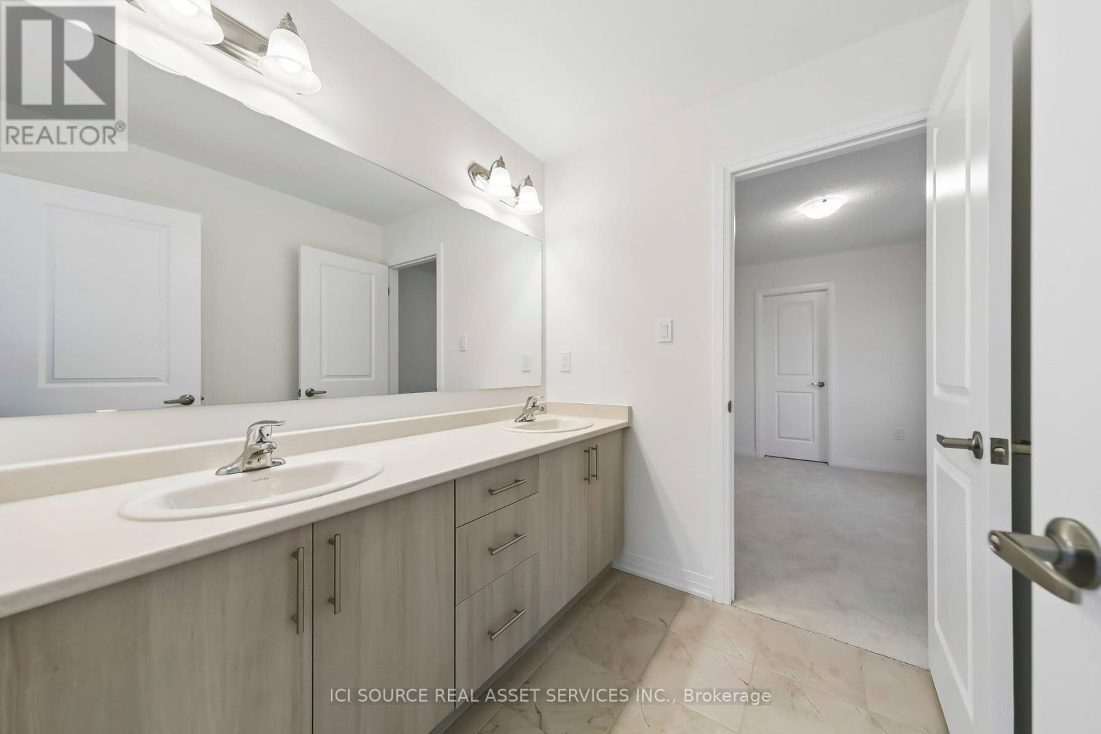 23 MAYHEW LANE, Hamilton (Binbrook), Ontario, L0R1C0 — Photo 17