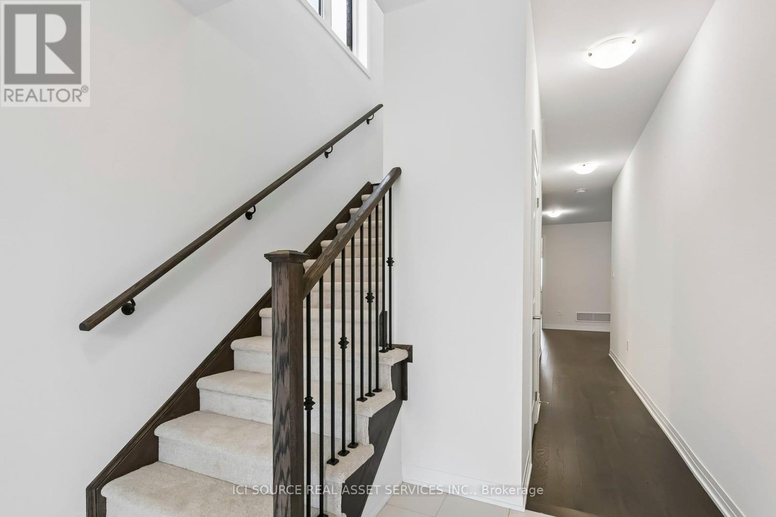 23 MAYHEW LANE, Hamilton (Binbrook), Ontario, L0R1C0 — Photo 4