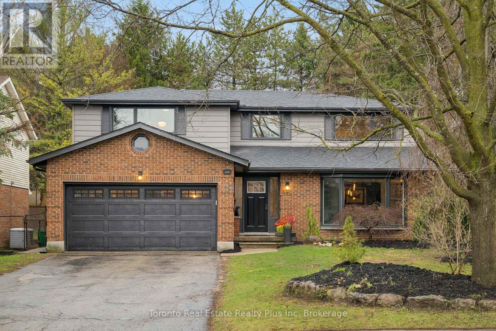450 WINCHESTER DRIVE, Waterloo, Ontario, N2T1J1 — Photo 2