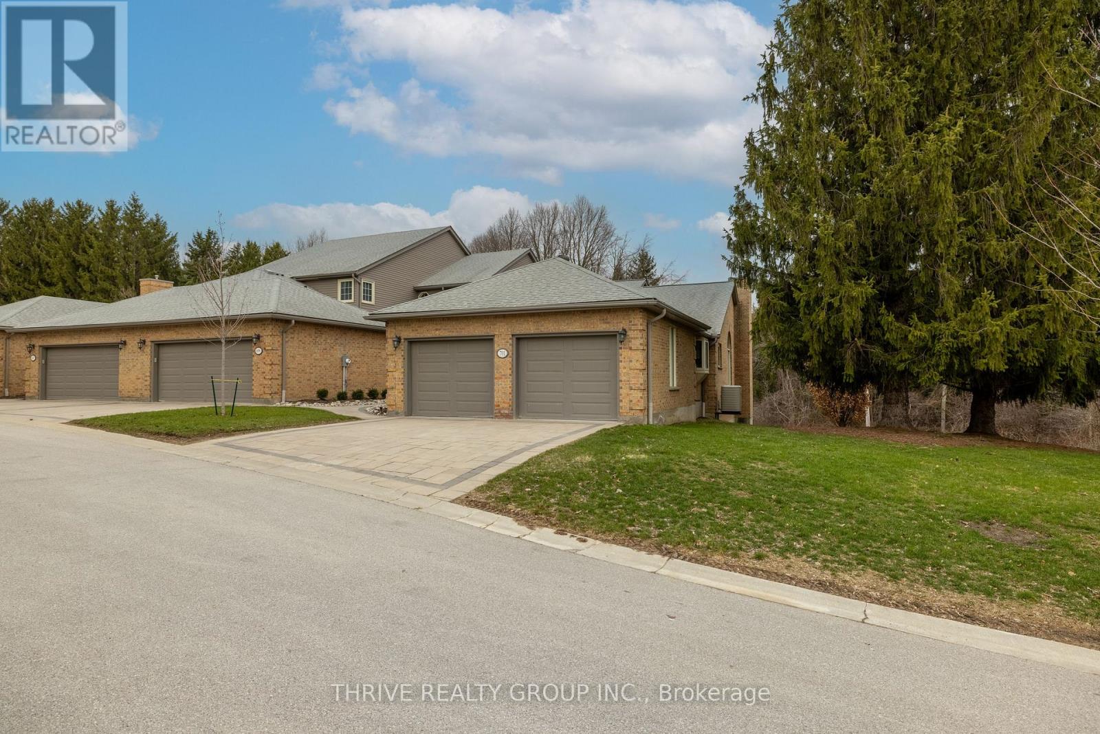 25 - 701 LANSDOWNE AVENUE, Woodstock (Woodstock - North), Ontario, N4T1K1 — Photo 3