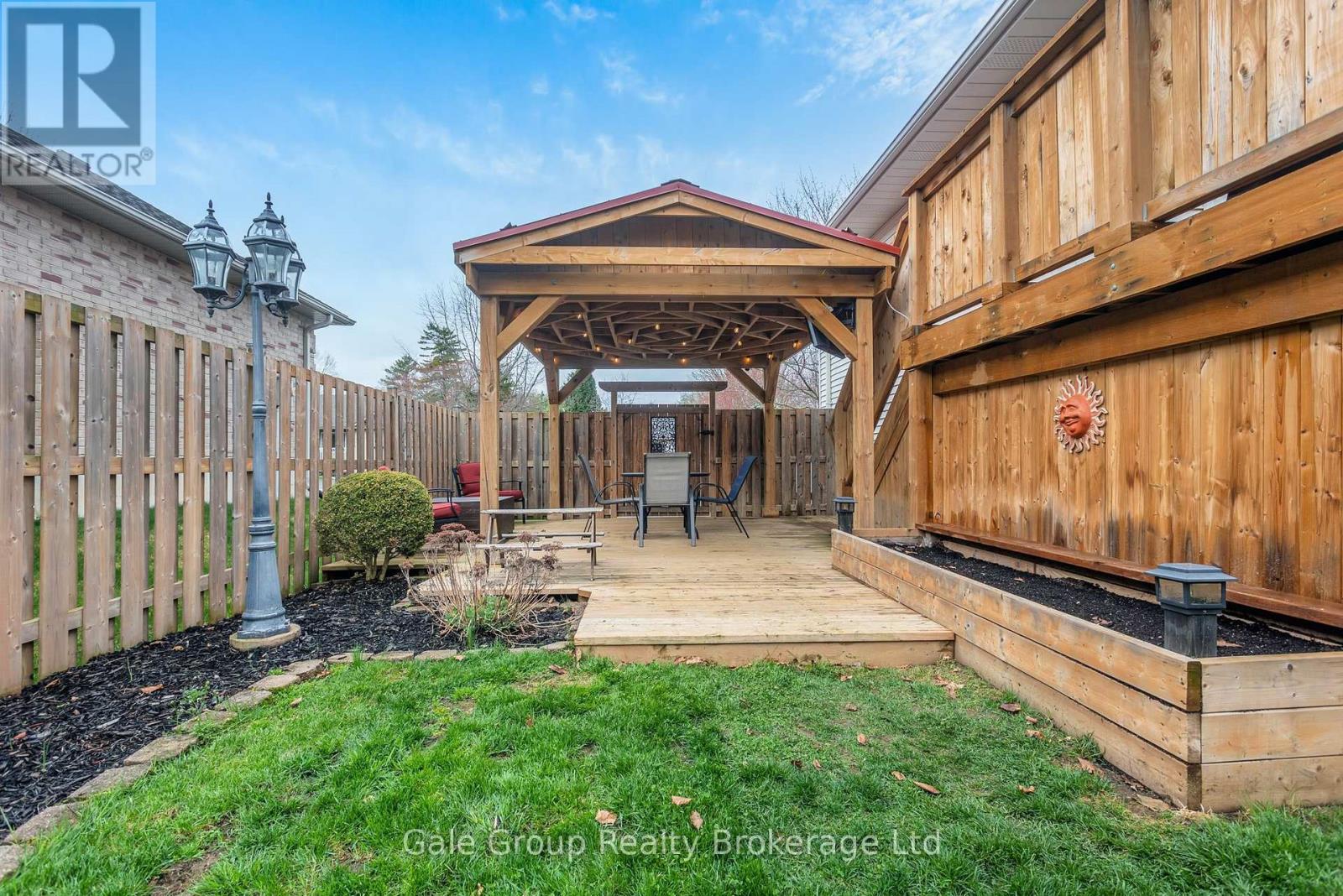 22 LORRAINE AVENUE, Tillsonburg, Ontario, N4G4V3 — Photo 32