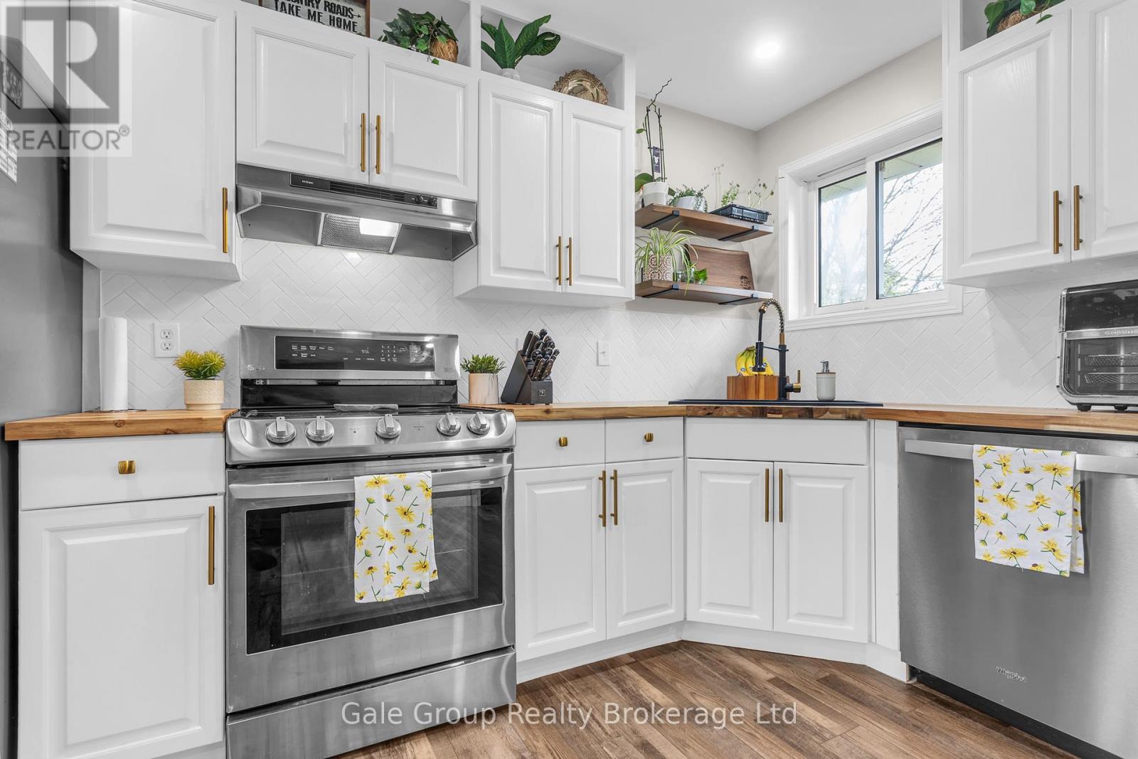 22 LORRAINE AVENUE, Tillsonburg, Ontario, N4G4V3 — Photo 8