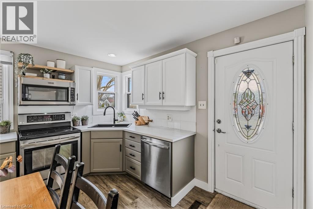 91 NINTH Avenue, Brantford, Ontario, N3S1E6 — Photo 8