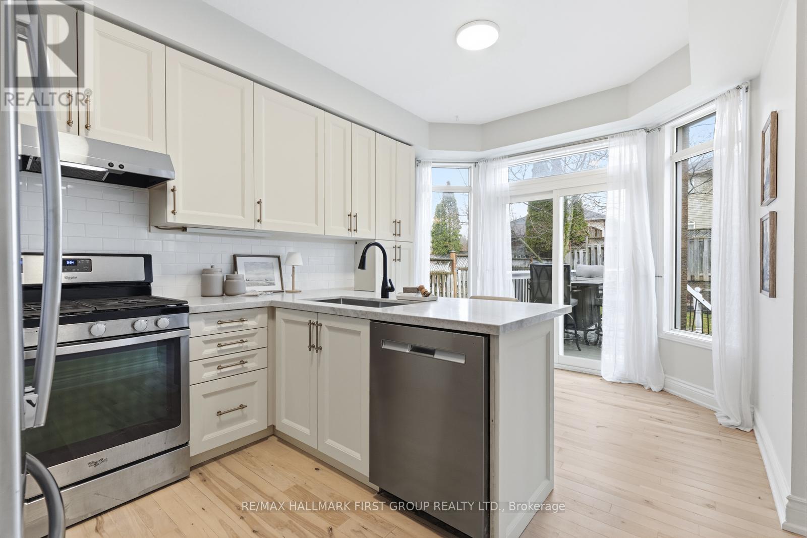 1143 TIMBERLAND CRESCENT, Oshawa (Pinecrest), Ontario, L1K2K8 — Photo 7