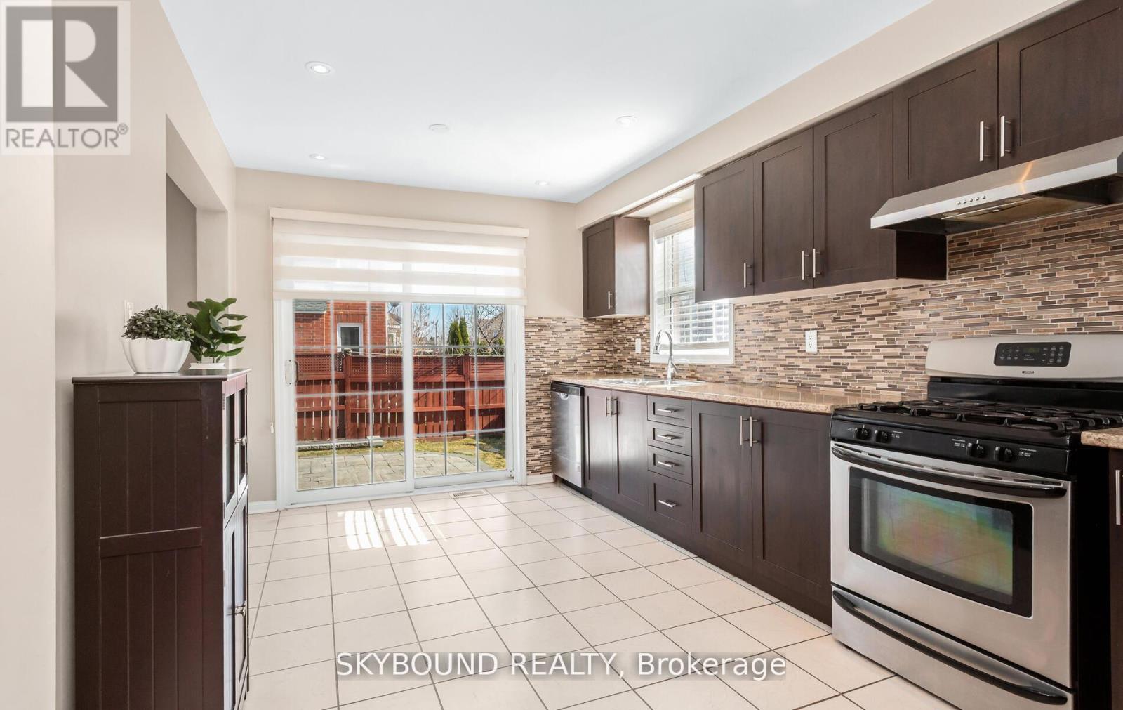 1057 COOPER AVENUE, Milton (BE Beaty), Ontario, L9T5W6 — Photo 8