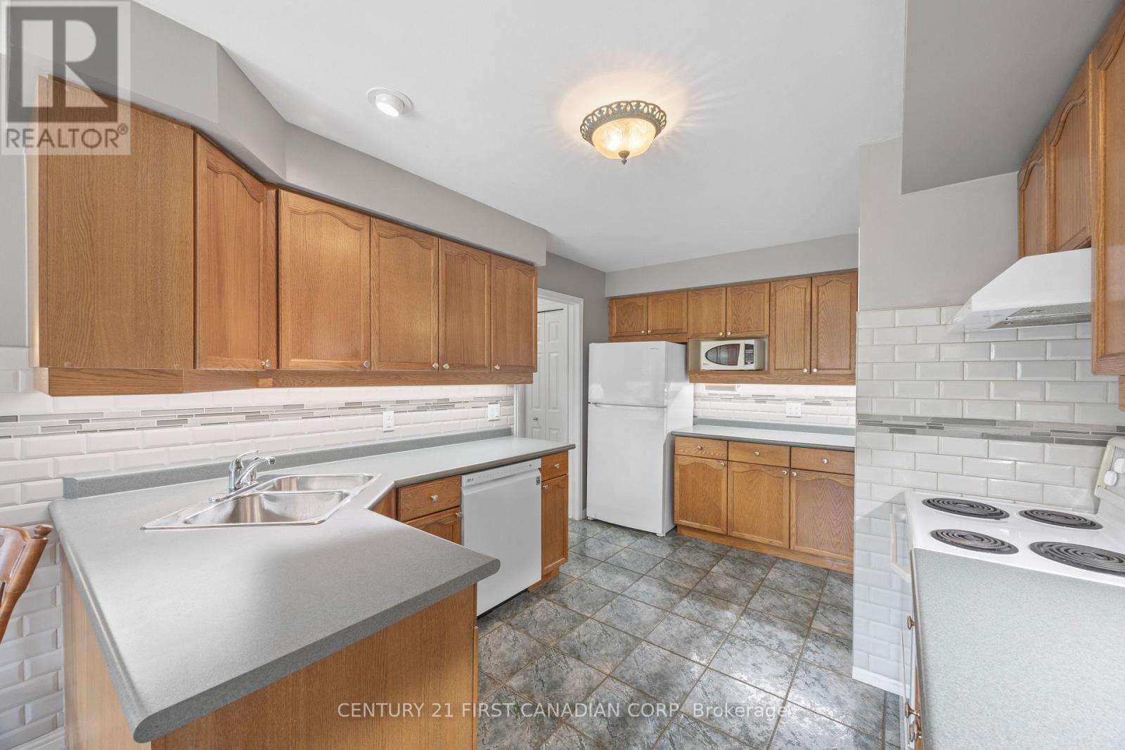 7069 DIANE CRESCENT, London South (South V), Ontario, N6P1G2 — Photo 11