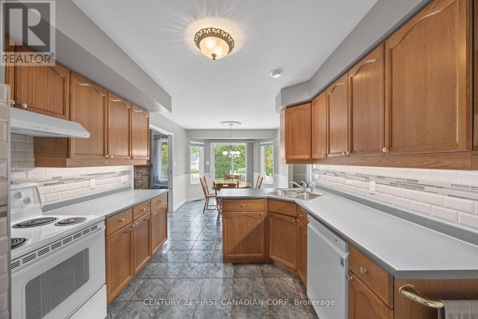 7069 DIANE CRESCENT, London South (South V), Ontario, N6P1G2 — Photo 12