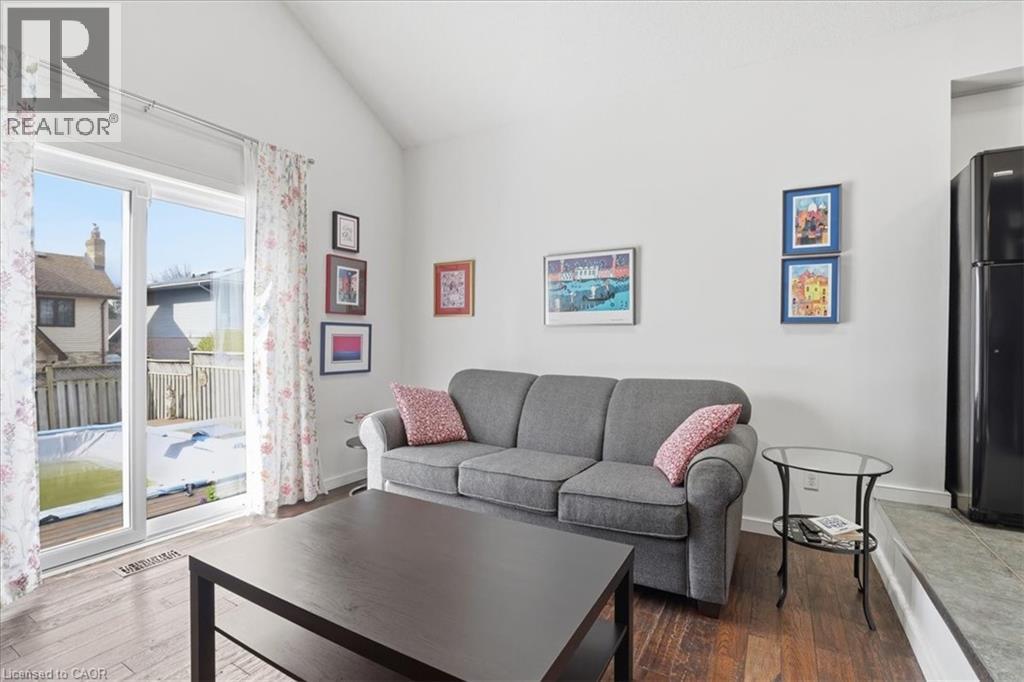 110 MILTON Avenue, Cambridge, Ontario, N3C3W5 — Photo 17