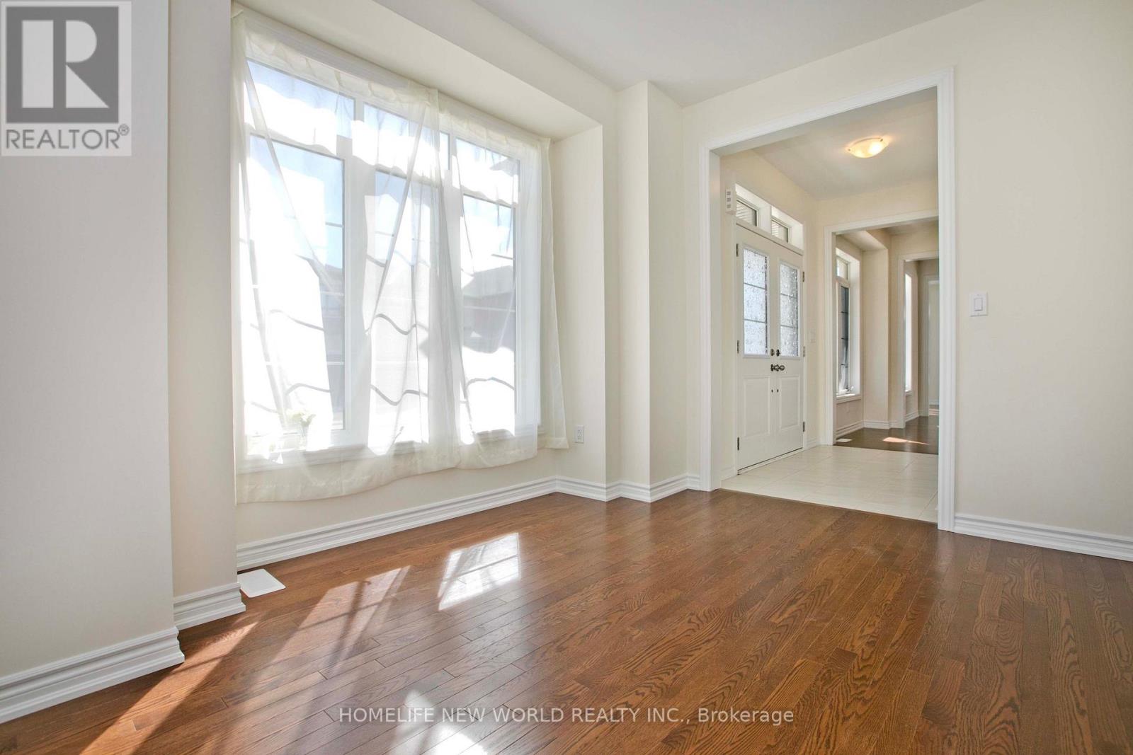 1864 IRISH MOSS SQUARE, Pickering, Ontario, L1Y0B4 — Photo 4