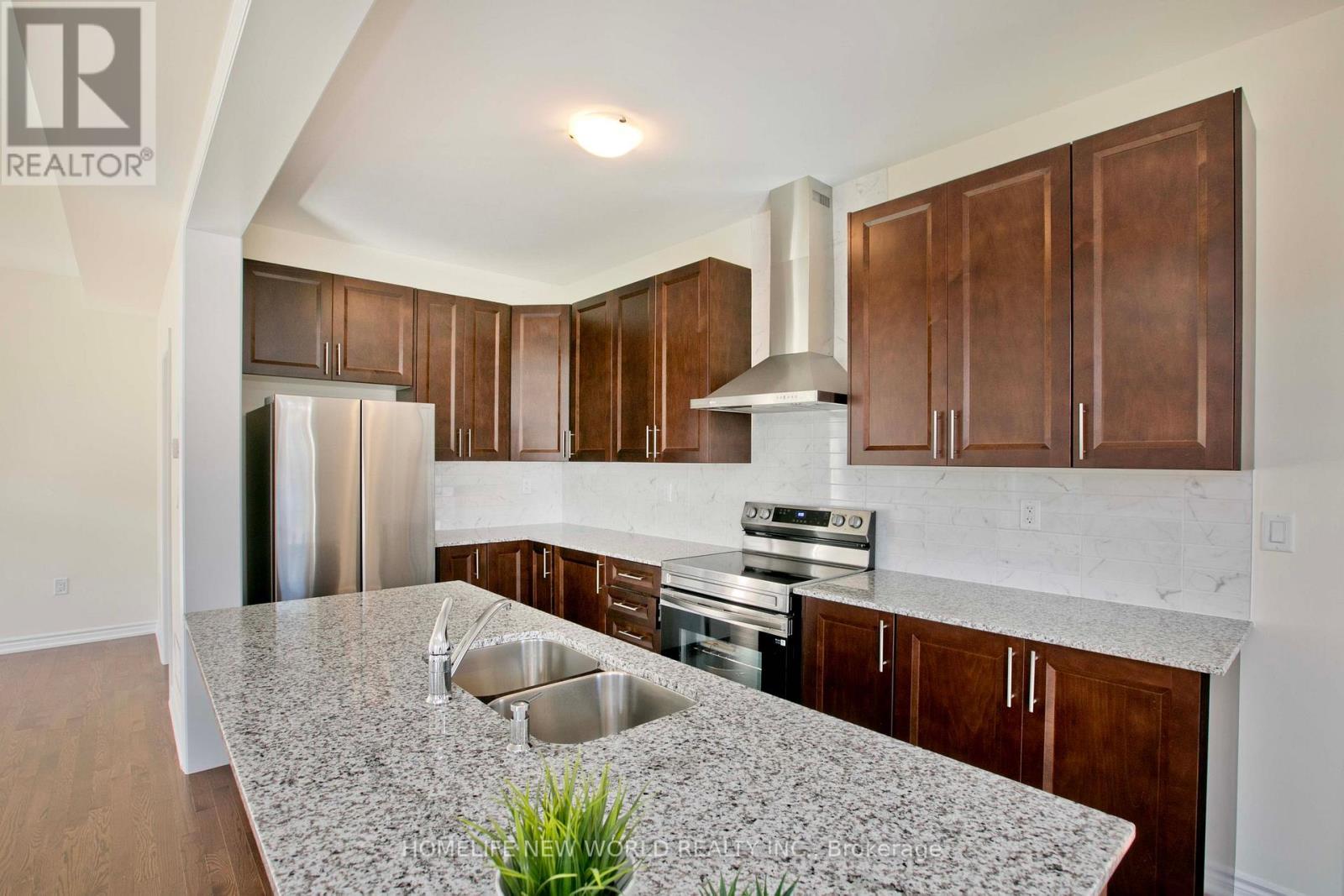 1864 IRISH MOSS SQUARE, Pickering, Ontario, L1Y0B4 — Photo 9